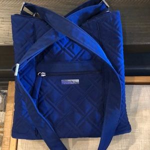 Vera Bradley Cross body tote.
